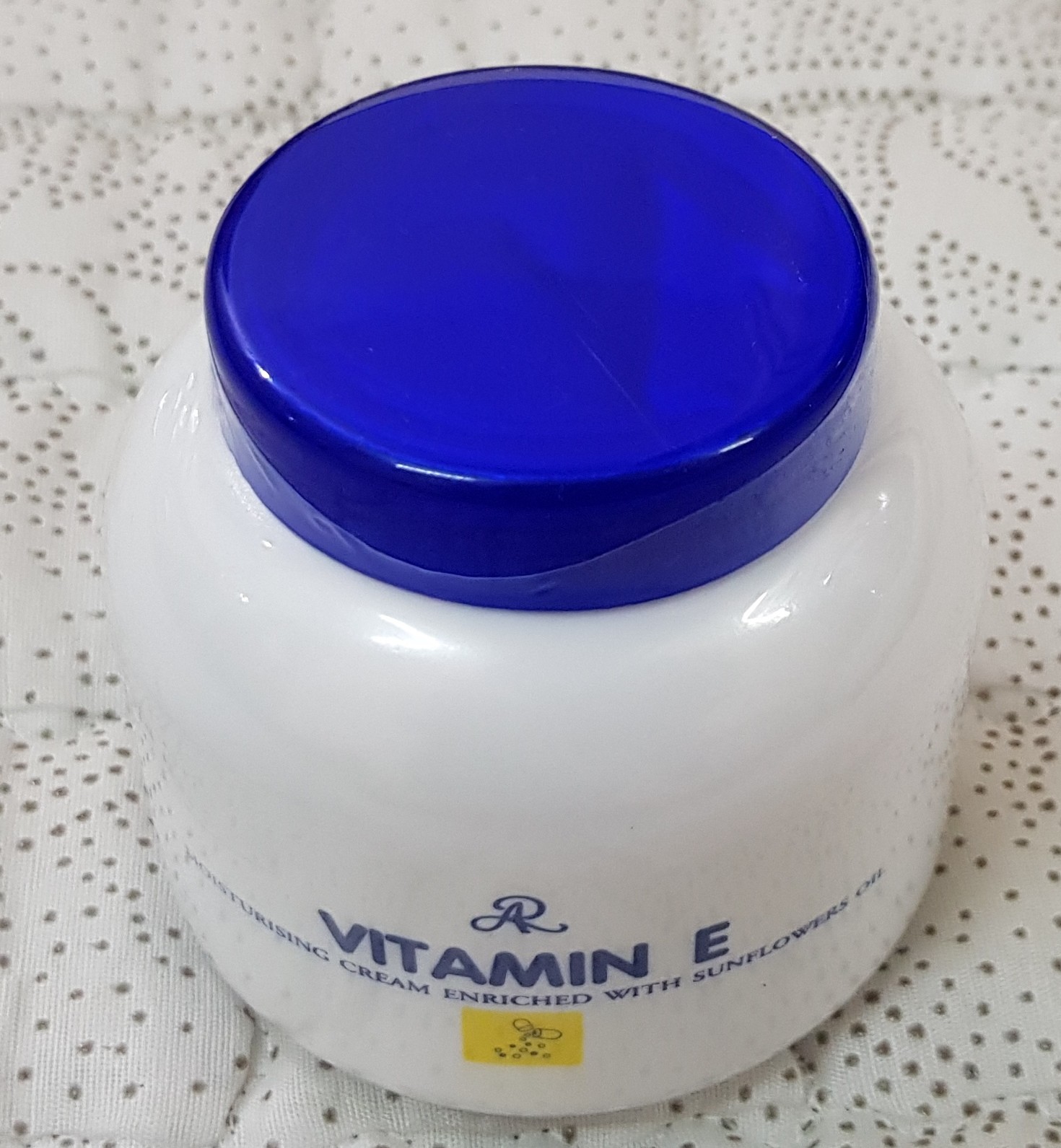 body-duong-the-vitamin-e-aron-thai-lan-732